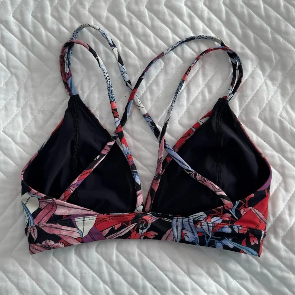 Lululemon Pushing Limits Swim Top Lush Lillies Multi